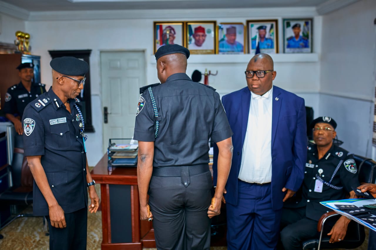 Visit To Assistant Inspector General Of Police To Celebrate With A Member Of NBA Ungogo Branch For His Promotion In The Nigeria Police Service 001