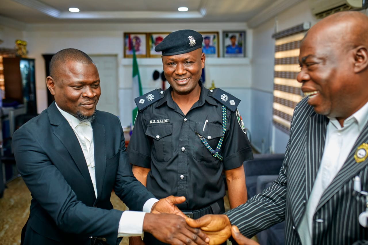 Visit To Assistant Inspector General Of Police To Celebrate With A Member Of NBA Ungogo Branch For His Promotion In The Nigeria Police Service 004